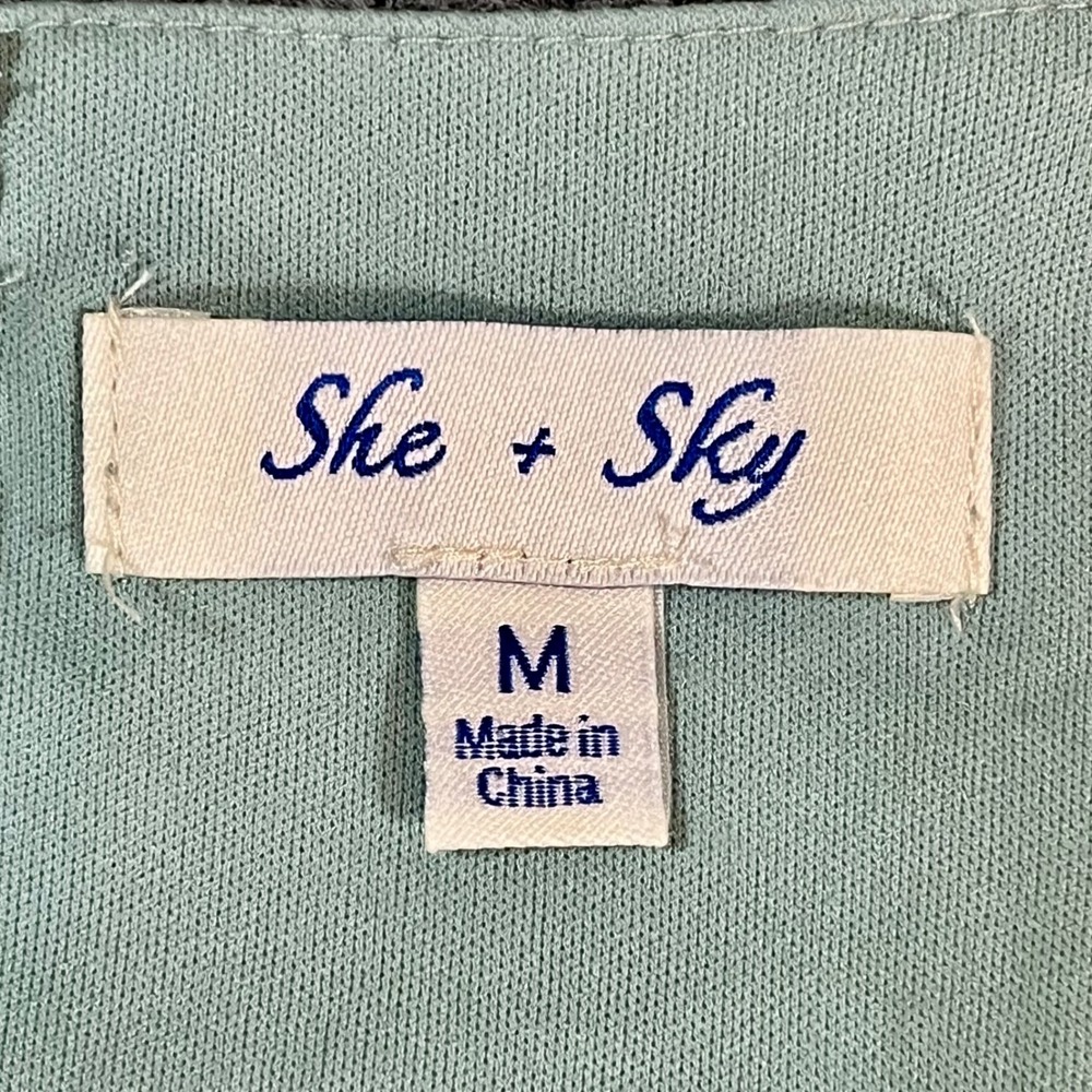 She + Sky Romper Womens Medium Sage Green Tie Front Preppy Romantic Boho Shorts - Picture 8 of 11